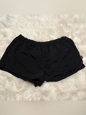Patagonia black active shorts size XL
